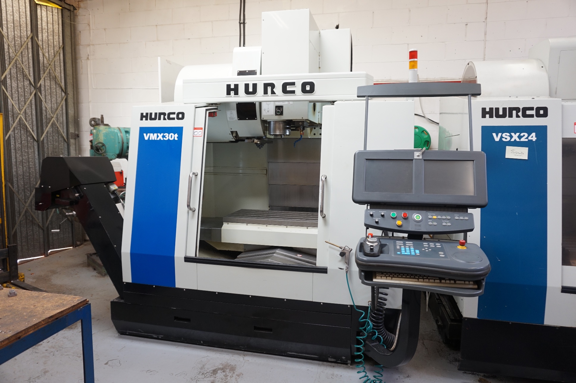 HURCO VMX 30T  2012